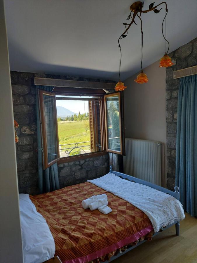 Ferienwohnung Xenios Petritis Levádeia Exterior foto
